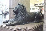 銀座三越のライオン像
