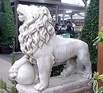 ビバホームのライオン像